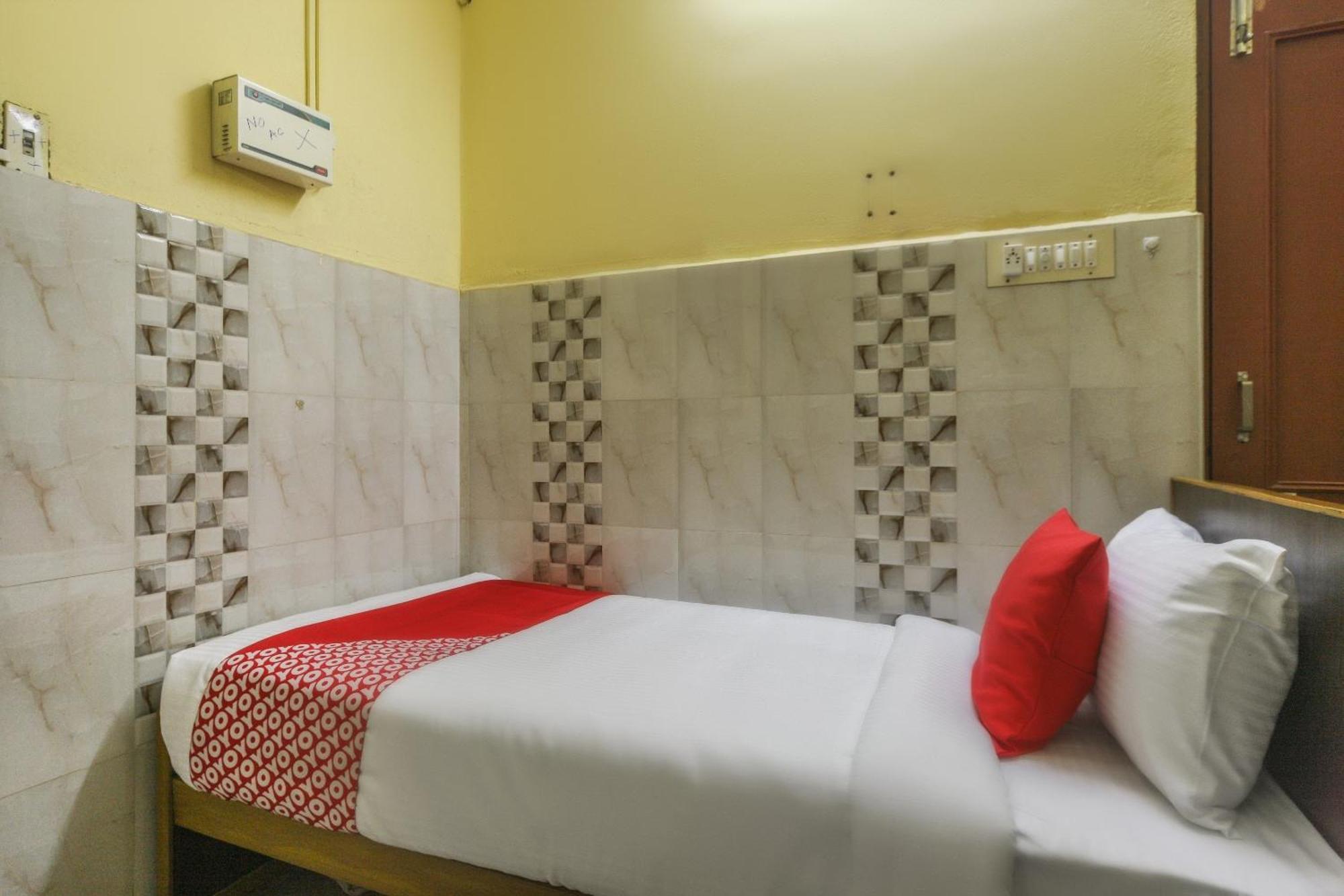 OYO 46874 Modern Guest House Chennai Exterior foto