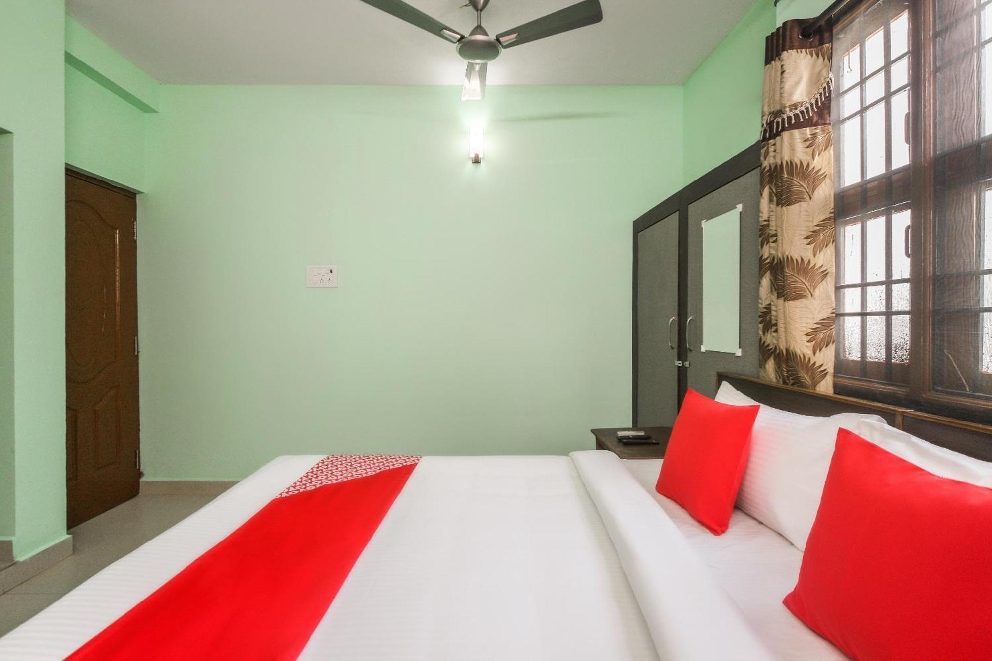 OYO 46874 Modern Guest House Chennai Exterior foto