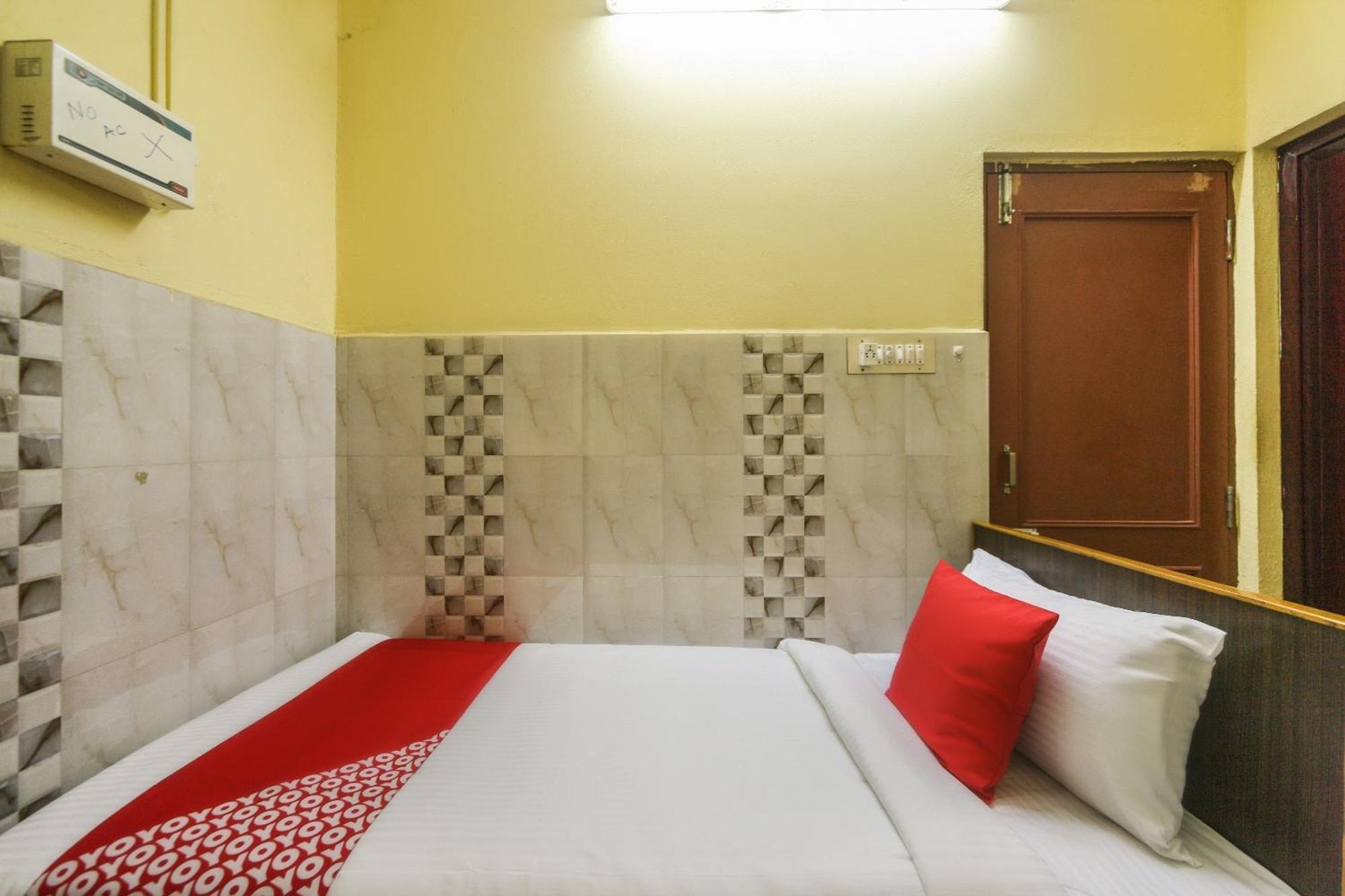 OYO 46874 Modern Guest House Chennai Exterior foto